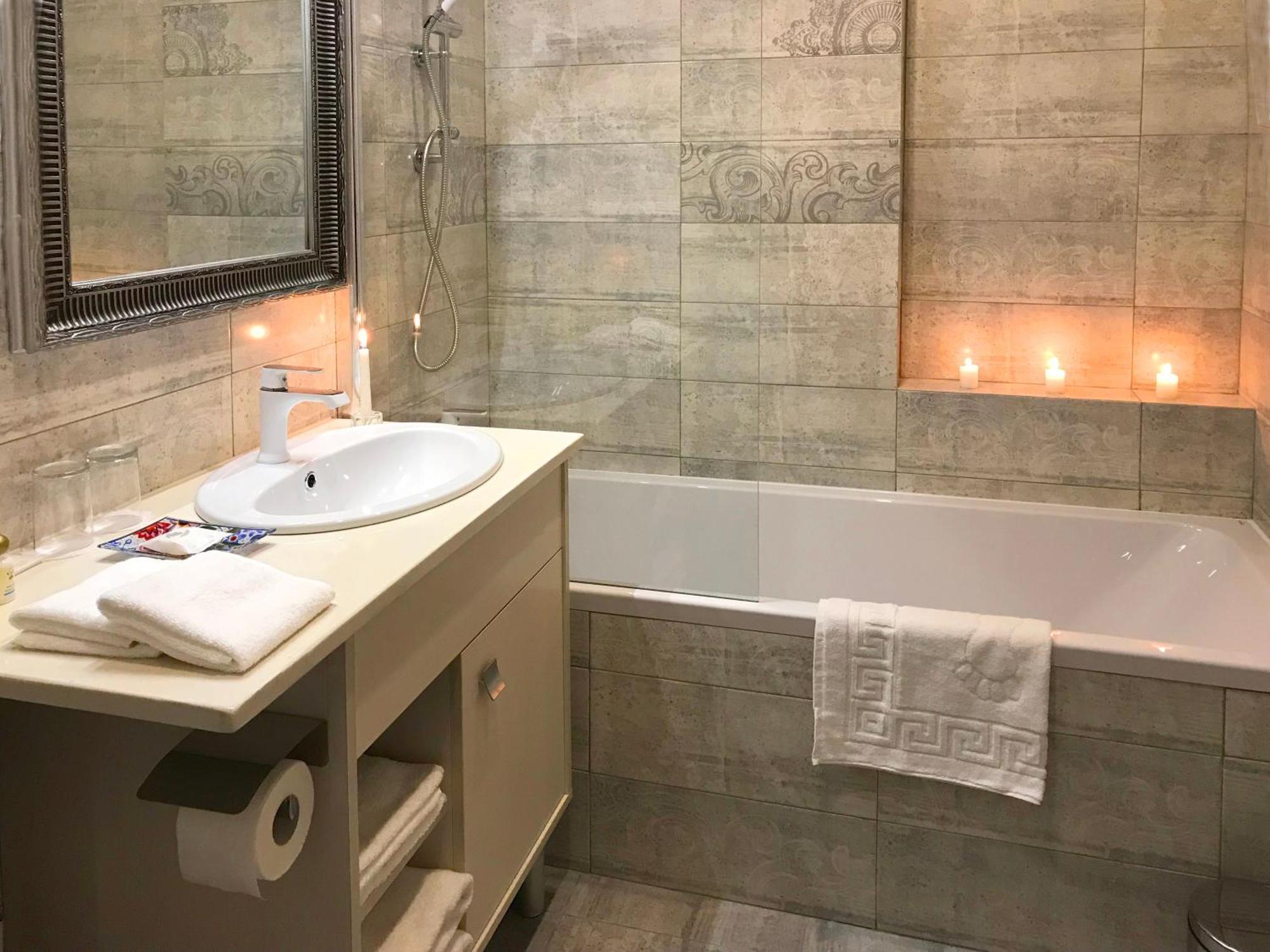 Apartment Eney Lviv Buitenkant foto