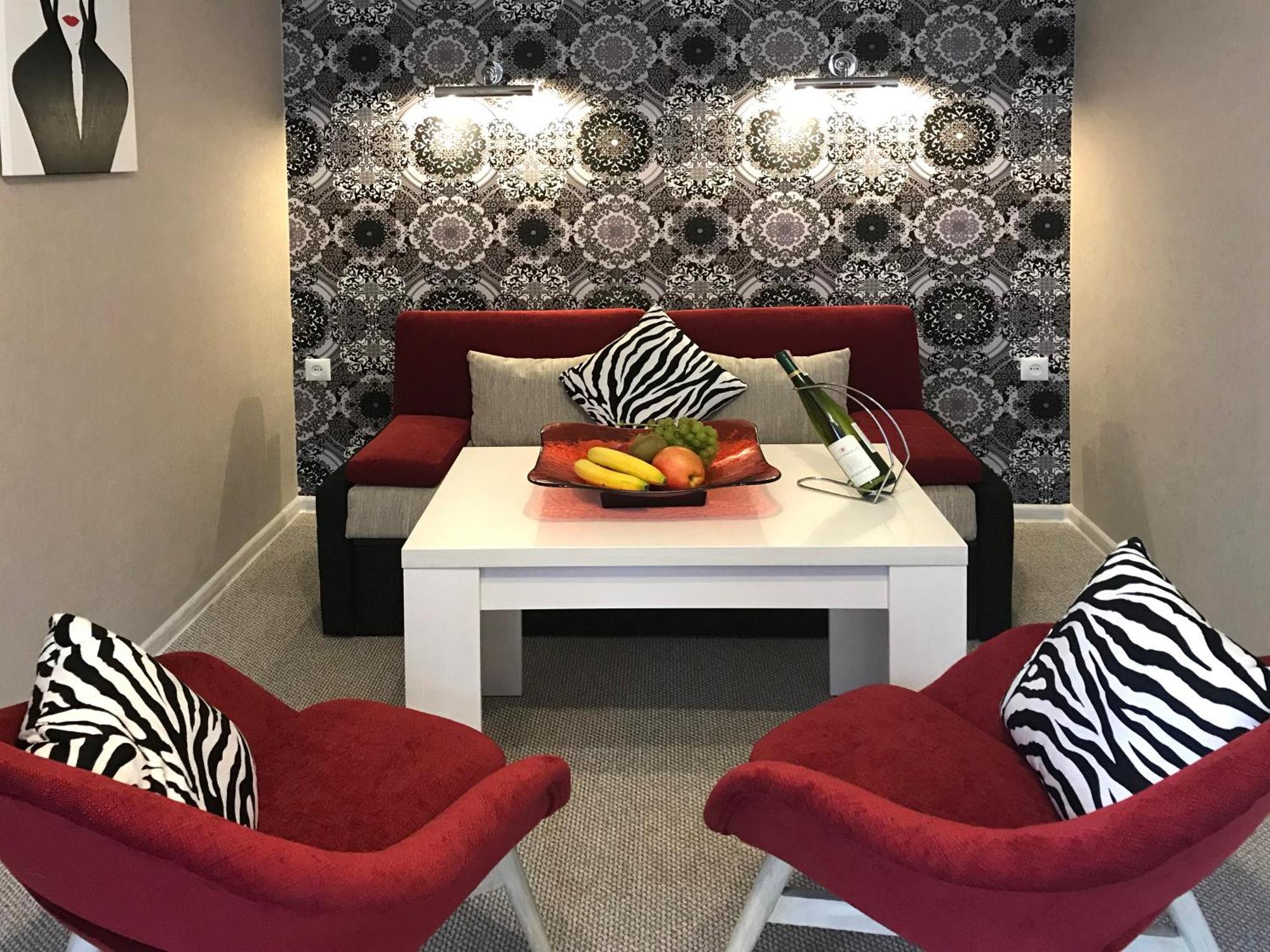 Apartment Eney Lviv Buitenkant foto