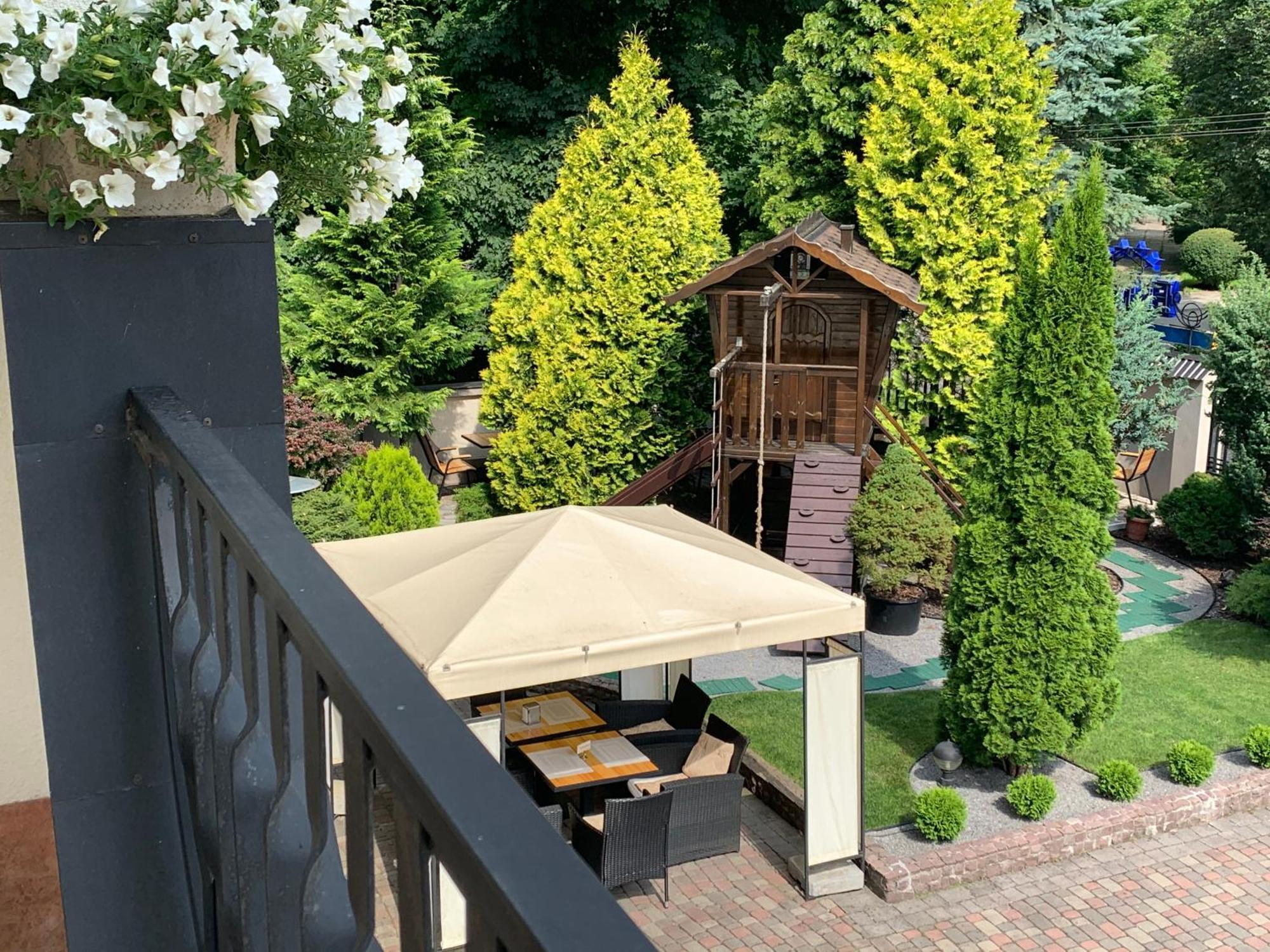 Apartment Eney Lviv Buitenkant foto